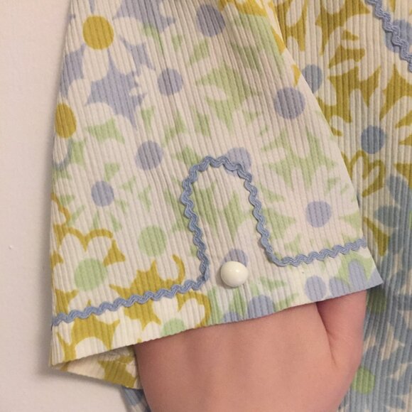 vintage 1960s floral romper - Picture 4 of 4